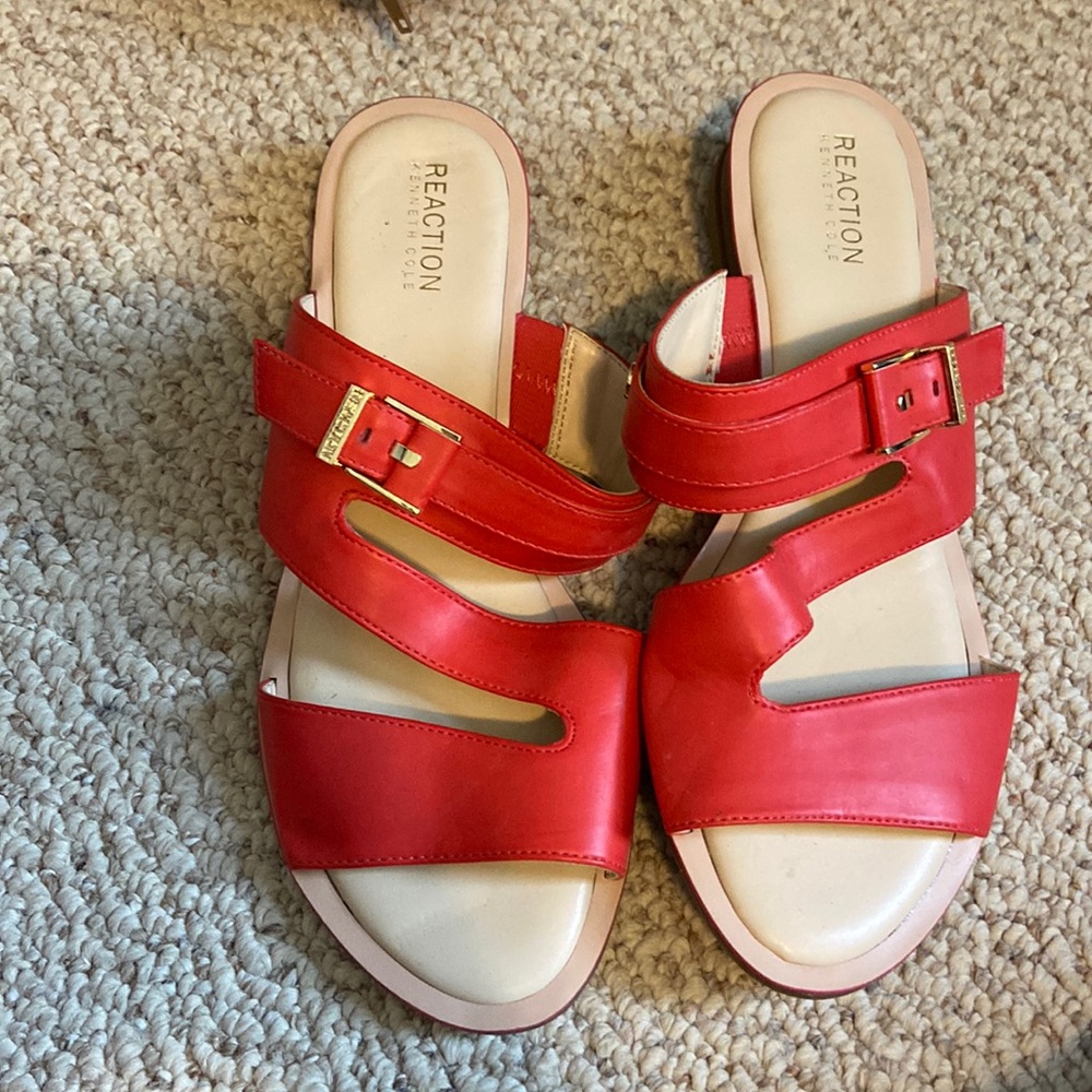 Kenneth Cole Reaction Flats